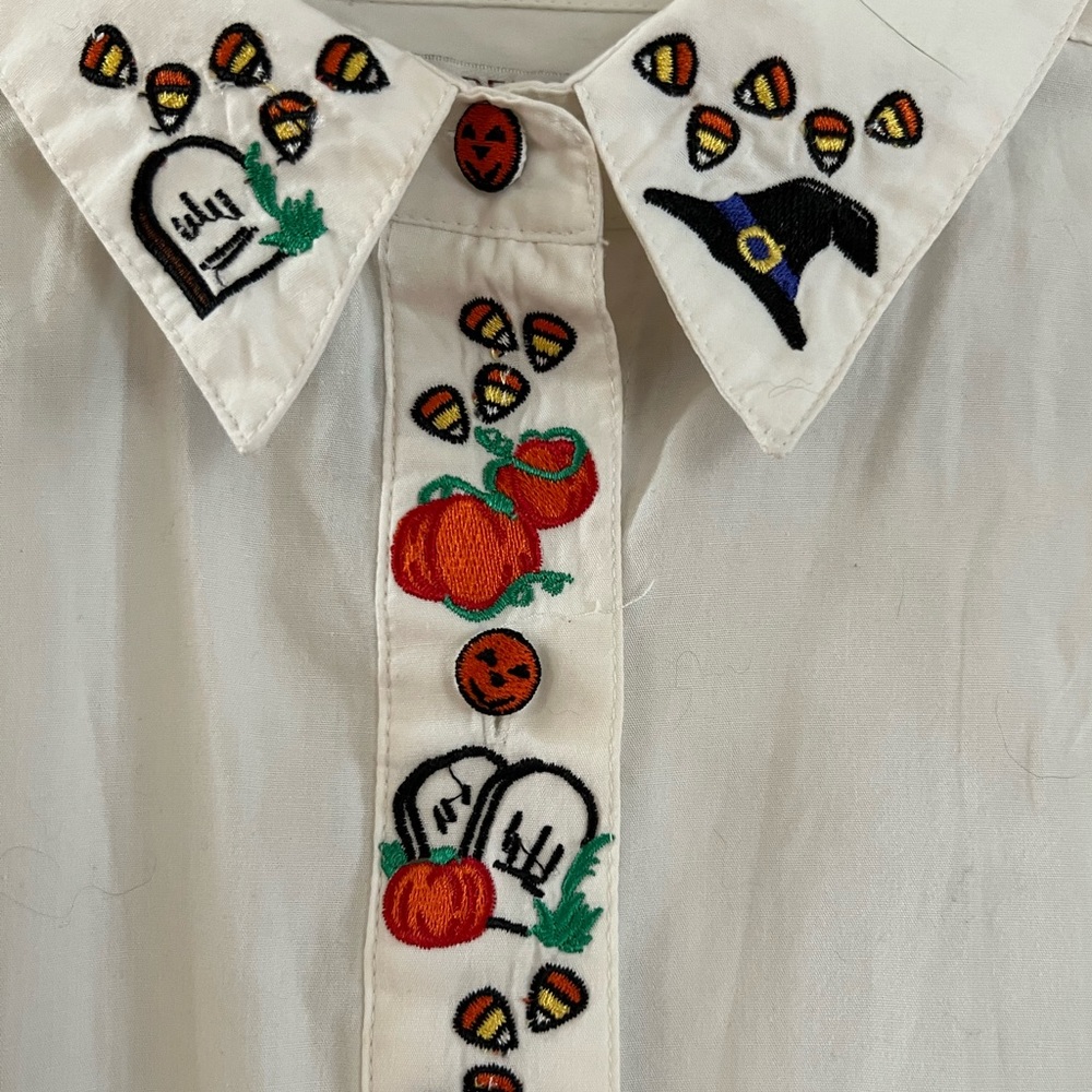 Karen Scott embroidered Halloween button down